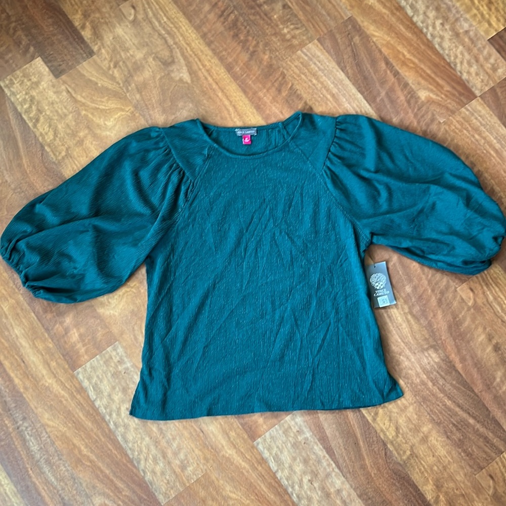 Brand new Vince Camuto emerald green blouse